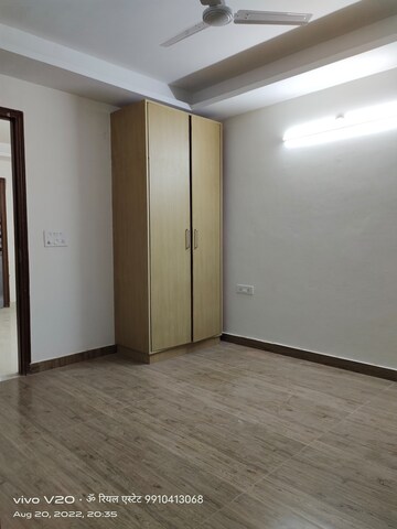 Room in 2 BHK Builder Floor at Palm Residency Chhatarpur, Chattarpur – for Rent