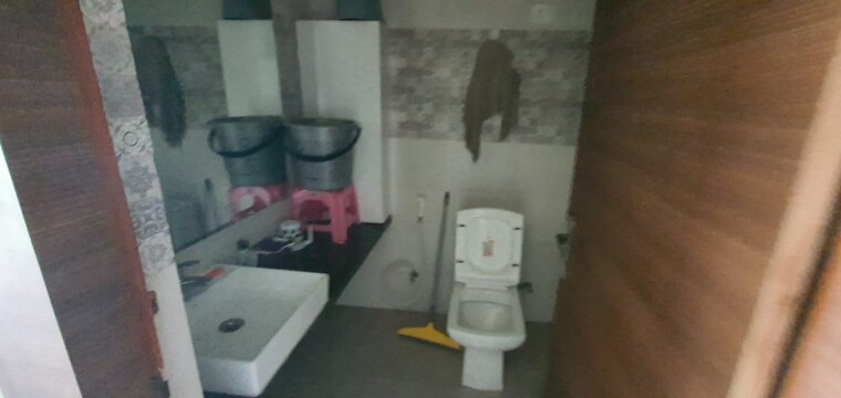 Attached Bathroom, migsun-twinz 2 Bedroom 860 Sq.Ft. Apartment In Eta Ii Greater Noida Greater Noida 9132662