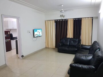 Living Room in 3 BHK Apartment at Andheri West – for Rent