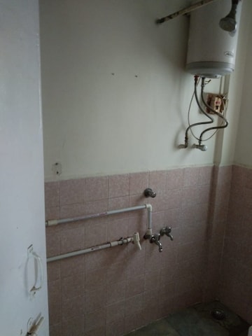 Bathroom in 1 BHK Apartment at Vanaz Corner, Kothrud – for Rent