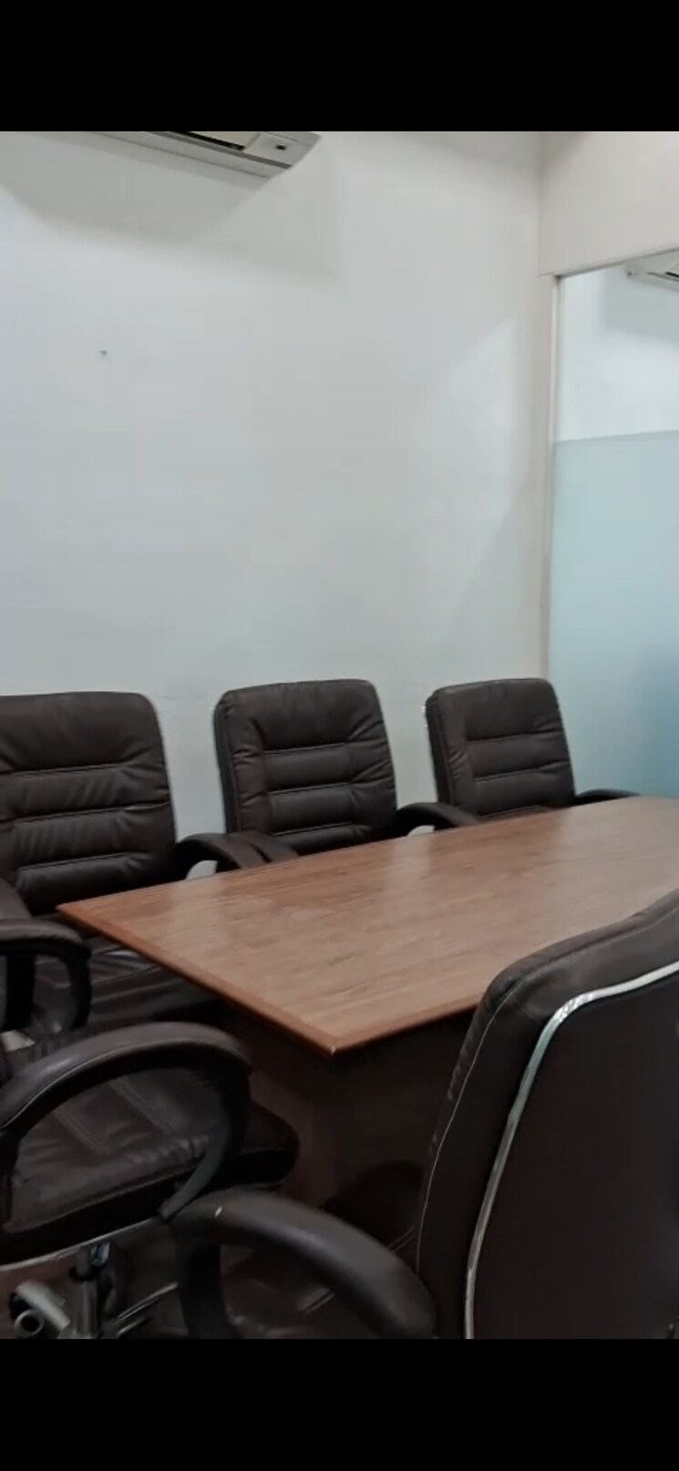 Living Room, remi-commercio Commercial Office Space 700 Sq.Ft. In Andheri West Mumbai 9132701