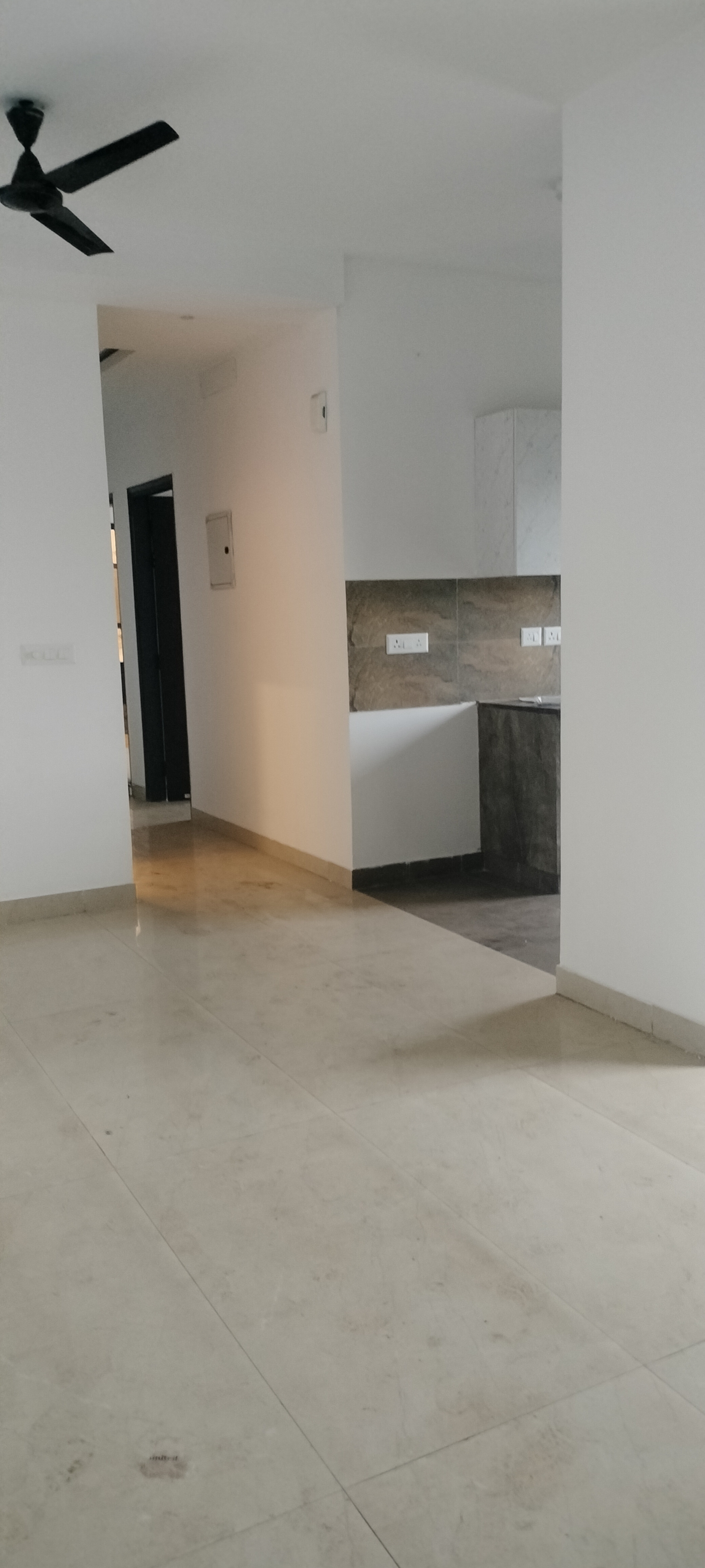 3.5 BHK + Servant Room 1895 Sq.Ft. Apartment in Elite Golf Green