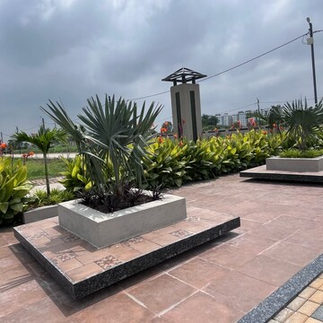 Balcony in  Plot at Bada Bangarda – for Sale