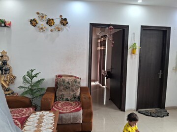 Living Room in 2.5 BHK Apartment at Panchsheel Greens II, Sector 16 Greater Noida – for Sale