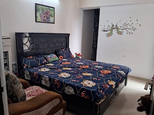 Bedroom in 2.5 BHK Apartment at Panchsheel Greens II, Sector 16 Greater Noida – for Sale