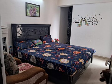 Bedroom in 2.5 BHK Apartment at Panchsheel Greens II, Sector 16 Greater Noida – for Sale