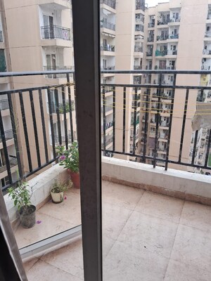 Balcony in 2.5 BHK Apartment at Panchsheel Greens II, Sector 16 Greater Noida – for Sale