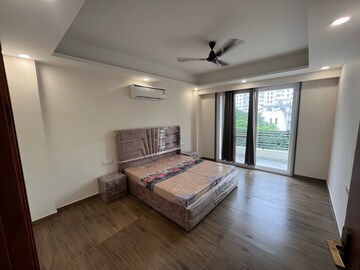 2 BHK Builder Floor For Rent in DLF Exclusive Floors, Sector 53