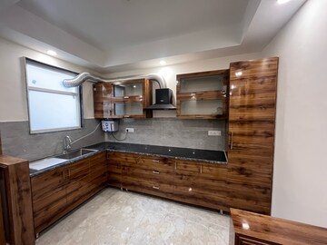Kitchen in 2 BHK Builder Floor at DLF Exclusive Floors, Sector 53 – for Rent