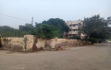  Plot For Sale in Shikohabad