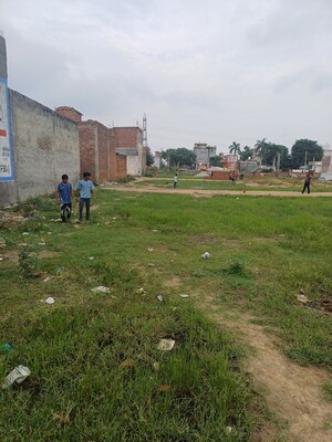  Plot – Garden View at Dheeraj Nagar - for Sale