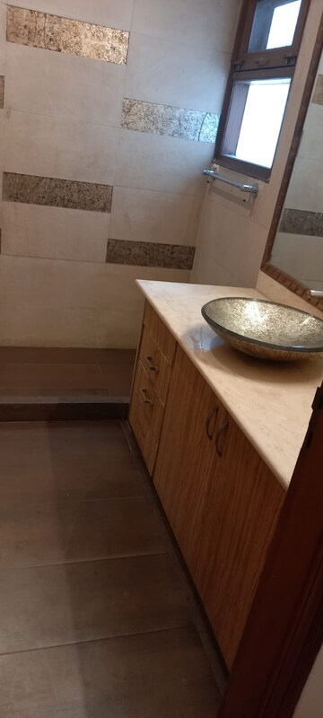Furnished Amenities in 3 BHK Independent House at Sector 122 – for Rent
