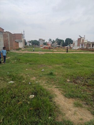  Plot – Garden View at Dheeraj Nagar - for Sale