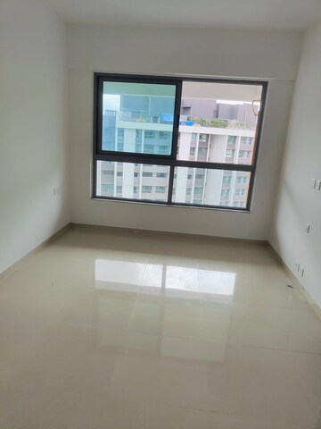 2 BHK Apartment For Rent in Kalpataru Immensa, Kolshet Road