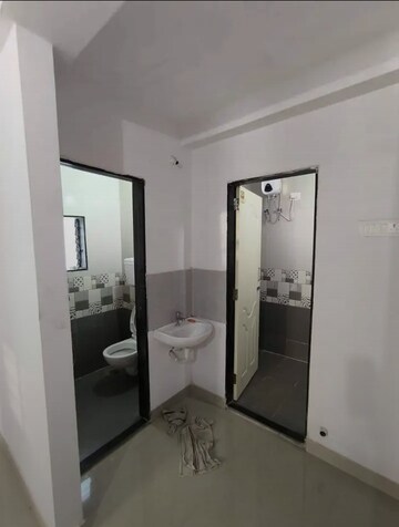 Master Bedroom in 1 BHK Apartment at Goregaon West – for Rent