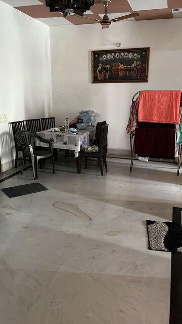 Living Room in 3 BHK Builder Floor at Ardee City, Indira Colony 2 – for Rent