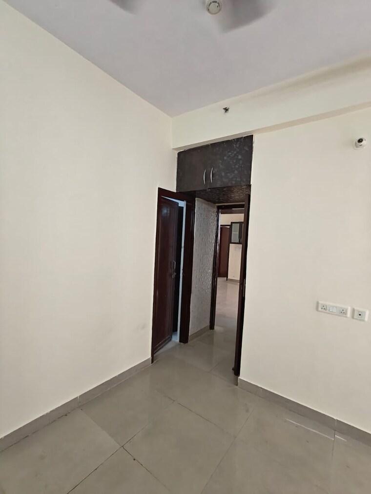 Room, migsun-vilaasa 3 Bedroom 1075 Sq.Ft. Apartment In Eta Ii Greater Noida Greater Noida 9132852