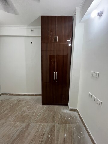 Room in 3 BHK Apartment at Migsun Vilaasa, Eta Ii Greater Noida – for Sale