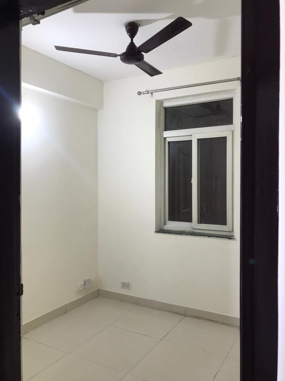 3 BHK 810 Sq.Ft. Apartment in BPTP Park Elite Premium