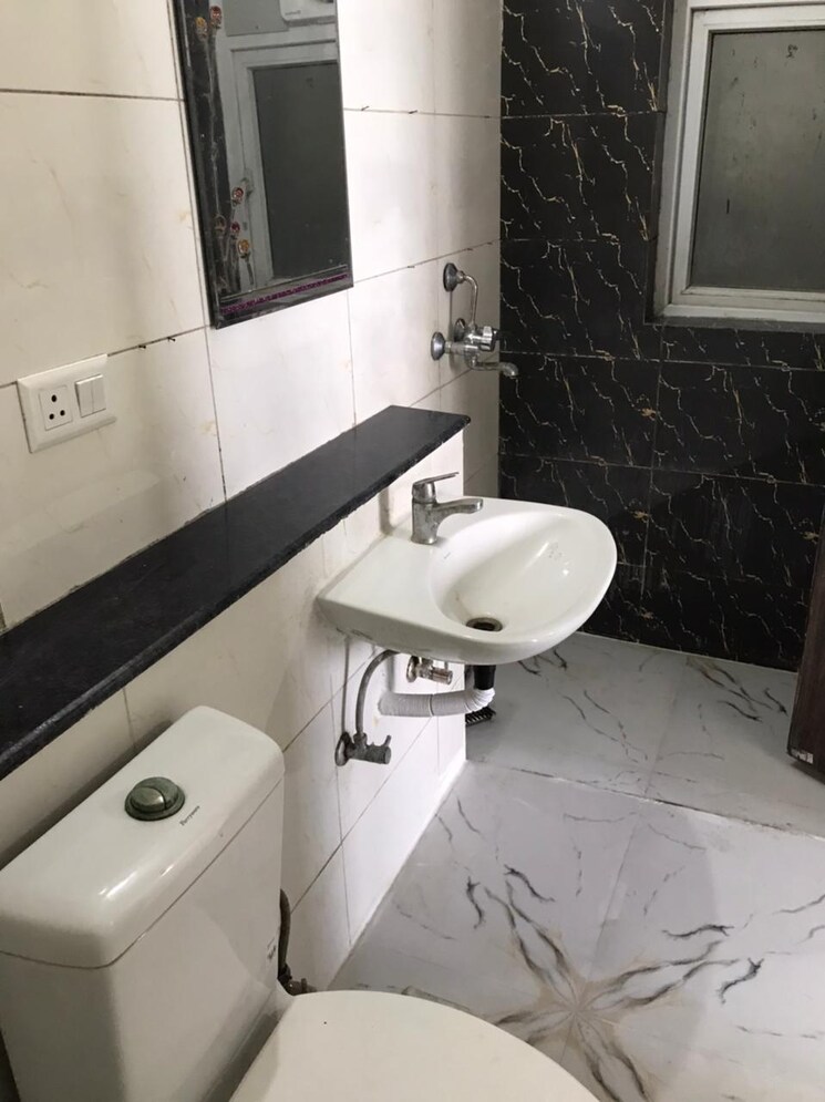 Bathroom, bptp-park-elite-premium 3 Bedroom 810 Sq.Ft. Apartment In Sector 84 Faridabad 9132854
