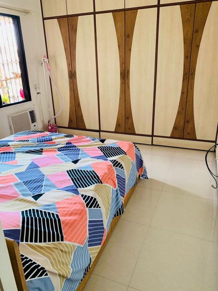 Bedroom, bandra west 1 Bedroom 550 Sq.Ft. Apartment In Bandra West Mumbai 9132863