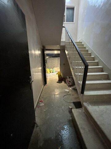 Staircase in 6+ BHK Independent House at Safdarjung Enclave – for Rent
