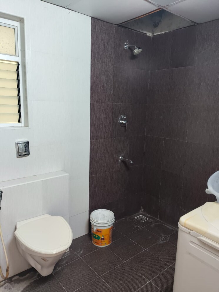 Bathroom, raja-aristos 3 Bedroom 2400 Sq.Ft. Apartment In Bannerghatta Road Bangalore 9132877