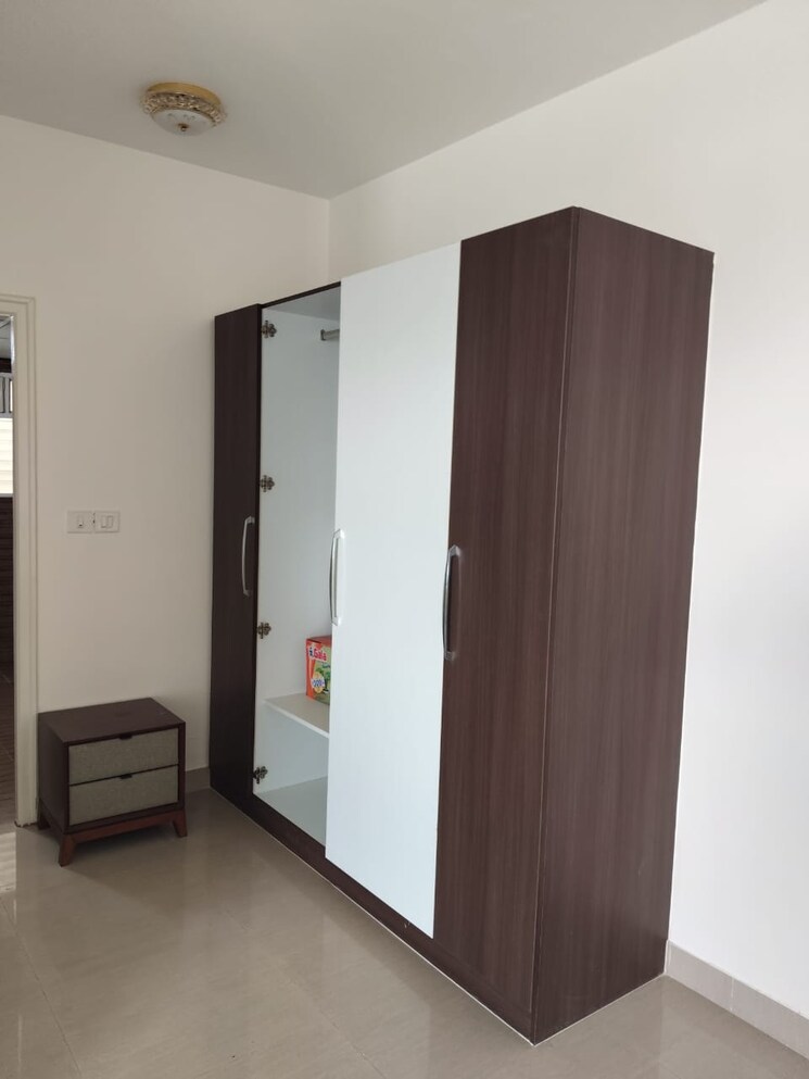 Room, raja-aristos 3 Bedroom 2400 Sq.Ft. Apartment In Bannerghatta Road Bangalore 9132877