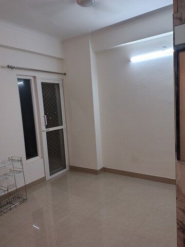 Furnished Amenities in 3 BHK Apartment at Amrapali Terrace Homes, Tech Zone 4 Greater Noida – for Rent