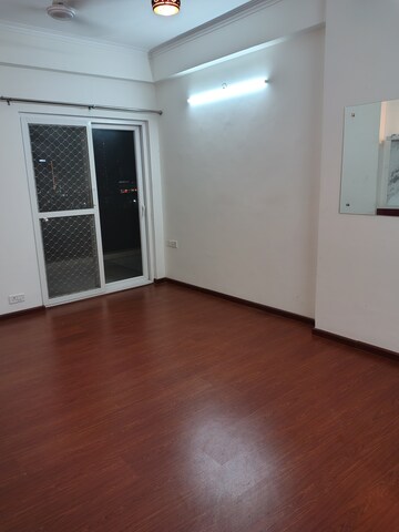 Furnished Amenities in 3 BHK Apartment at Amrapali Terrace Homes, Tech Zone 4 Greater Noida – for Rent