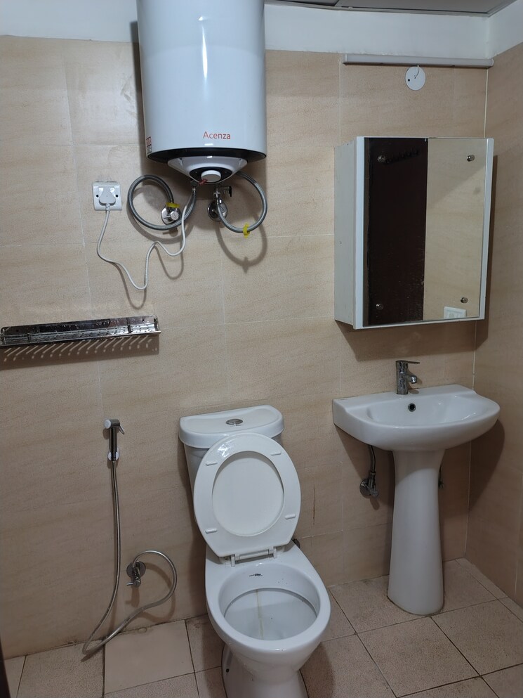 Bathroom, amrapali-terrace-homes 3 Bedroom 1700 Sq.Ft. Apartment In Tech Zone 4 Greater Noida Greater Noida 9132959