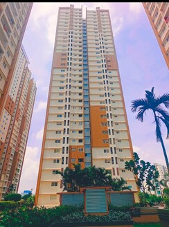 3 BHK + Pooja Room Apartment For Sale in Lanco Hills Apartments