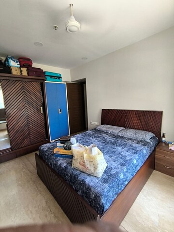 Bedroom in 2 BHK Apartment at Bandra West – for Rent