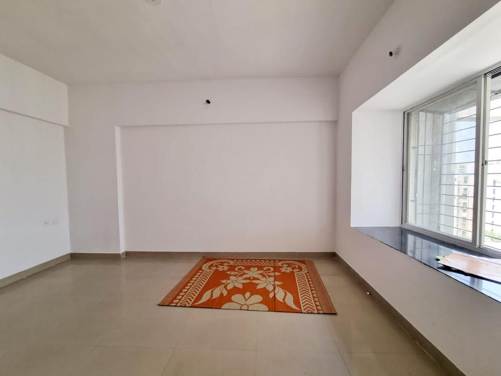 2 BHK + Servant Room 982 Sq.Ft. Apartment in Majestique Landmark Miami