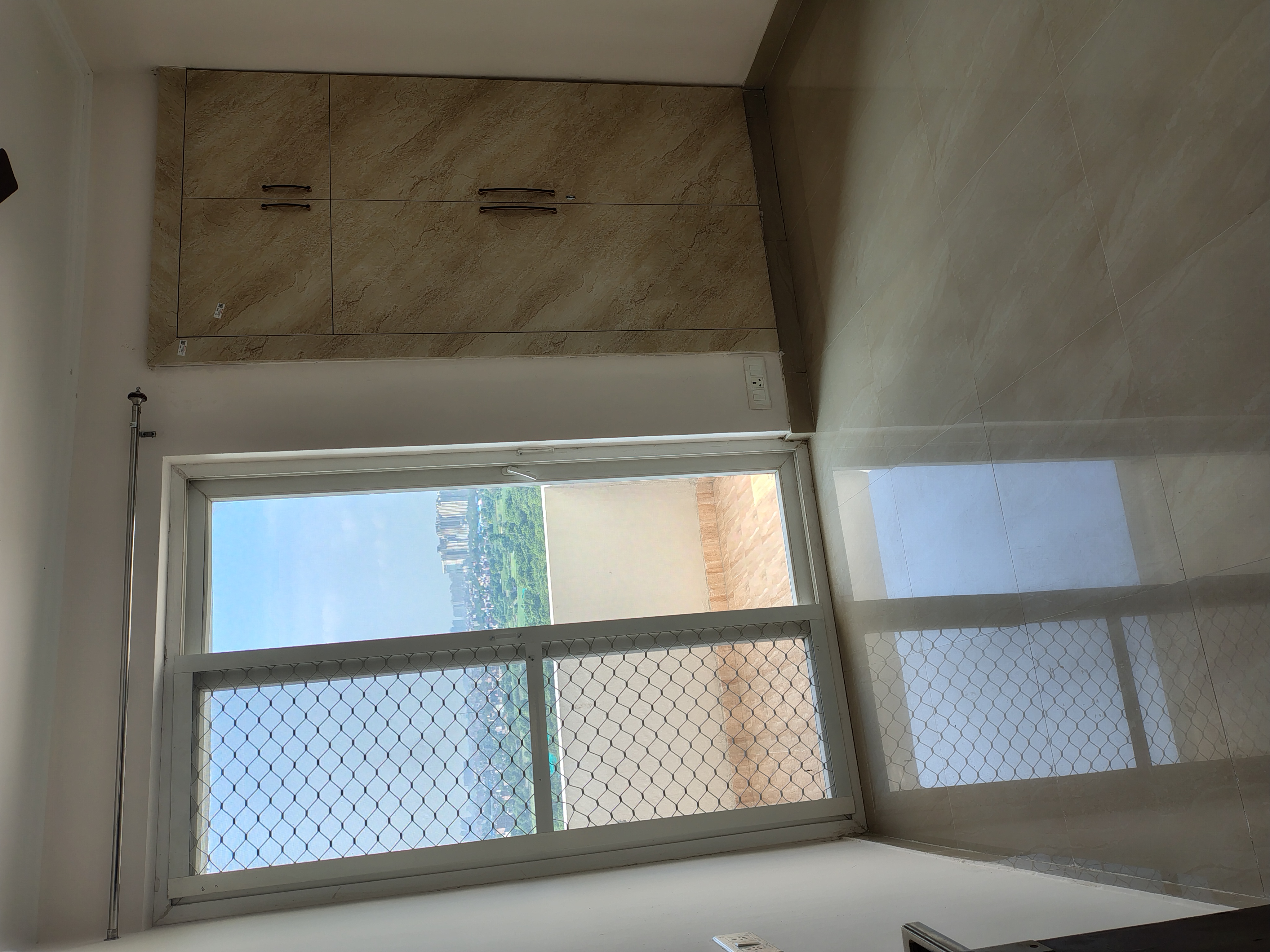 3 BHK + Extra Room Apartment For Rent in Amrapali Leisure Park