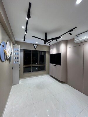 1 BHK Apartment For Sale in Khar East