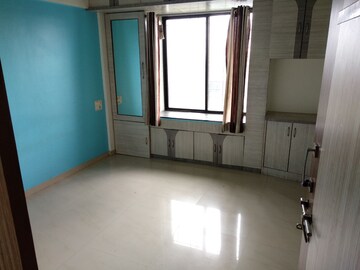 Room in 2 BHK Apartment at Prayeja City Phase II, Sinhagad Road – for Rent