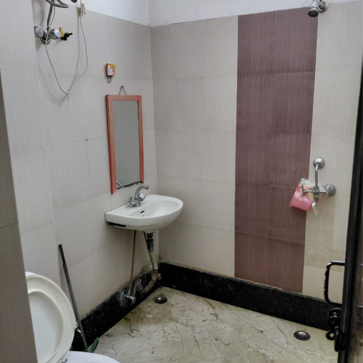 Bathroom, sector 22b 2.5 Bedroom 1200 Sq.Ft. Villa In Sector 22b Gurgaon 9133037