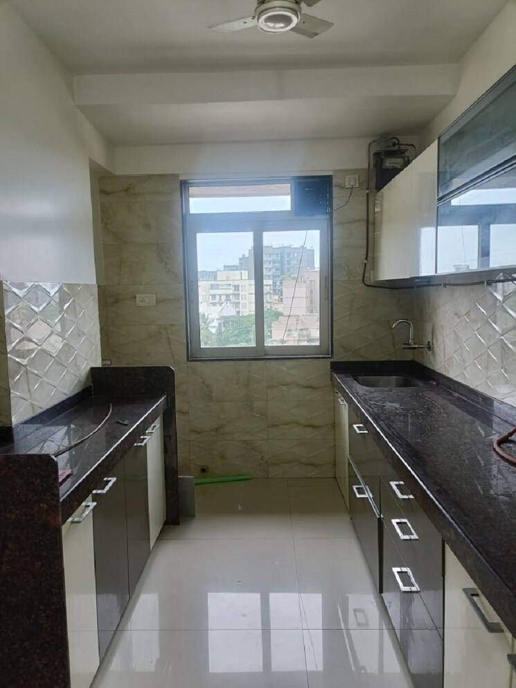 Kitchen, santacruz west 2 Bedroom 750 Sq.Ft. Apartment In Santacruz West Mumbai 9133015