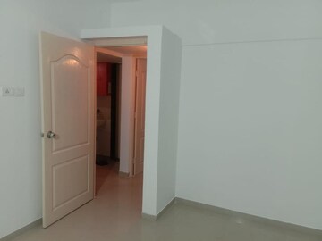 Room in 2 BHK Apartment at Prayeja City Phase II, Sinhagad Road – for Rent