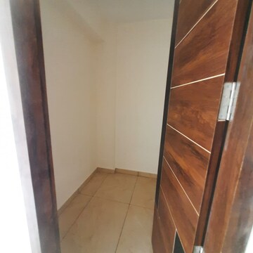 Furnished Amenities in 2 BHK Apartment at Sector 115 – for Sale