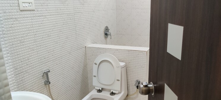 Bathroom, greenmark-mayfair-apartments 2 Bedroom 1261 Sq.Ft. Apartment In Tellapur Hyderabad 9133055