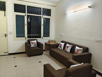 Team Area in 3.5 BHK Builder Floor at Sushant Lok 2, Sector 57 – for Rent