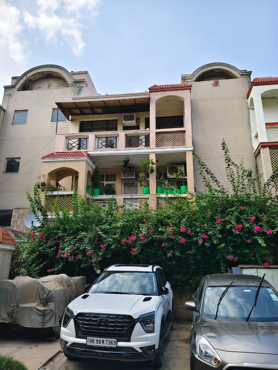 3.5 BHK + Pooja Room Builder Floor For Rent in Sushant Lok 2