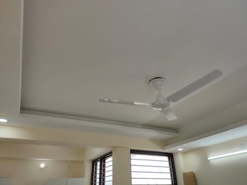 Furnished Amenities in 2 BHK Builder Floor at DLF City Gurgaon, Sector 27 – for Rent