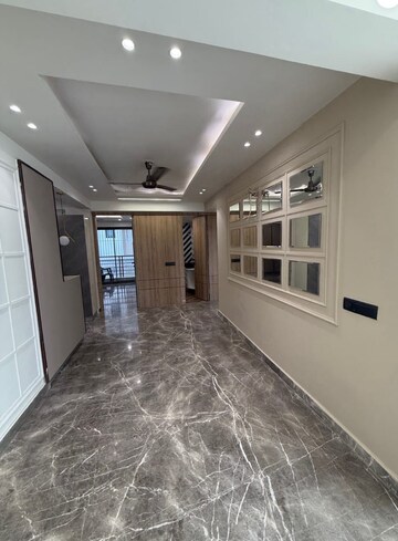Room in 3 BHK Builder Floor at DLF Qerwa, Sector 28 – for Rent