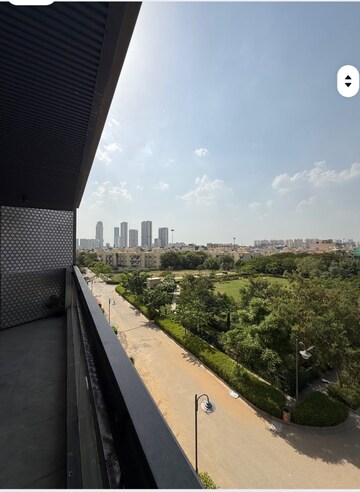 Balcony in 3 BHK Builder Floor at DLF Qerwa, Sector 28 – for Rent