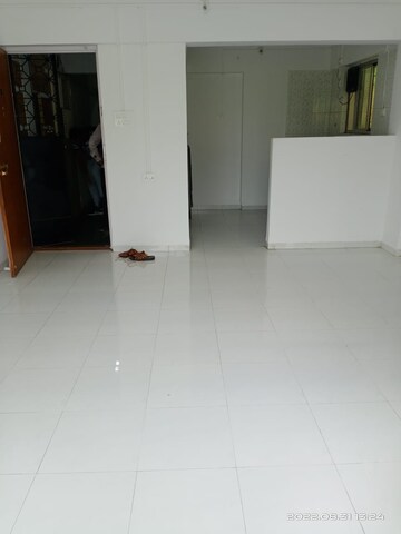 Room in 2 BHK Apartment at Rajyog Township, Sinhagad Road – for Rent