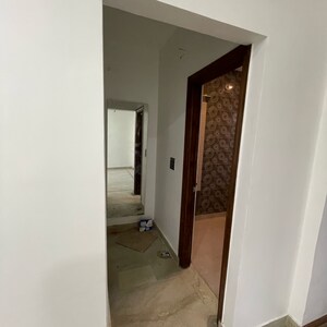 Room in 5 BHK Builder Floor at Sector 21a – for Sale