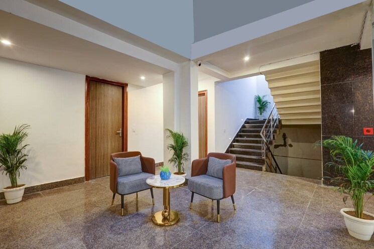 Living Room, dlf-city-gurgaon 1 Bedroom 600 Sq.Ft. Builder Floor In Sector 27 Gurgaon 9133102